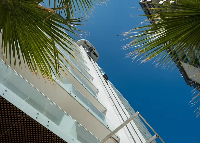 White Tower Mamaia Prestige Apartments