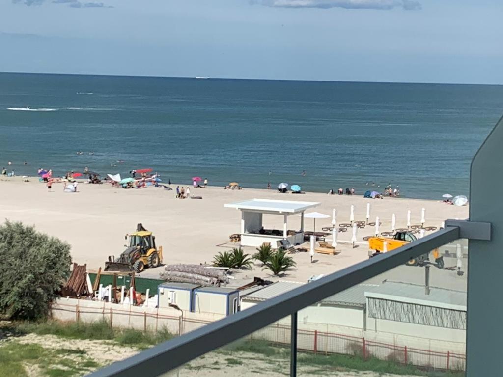 White Tower Prestige Mamaia