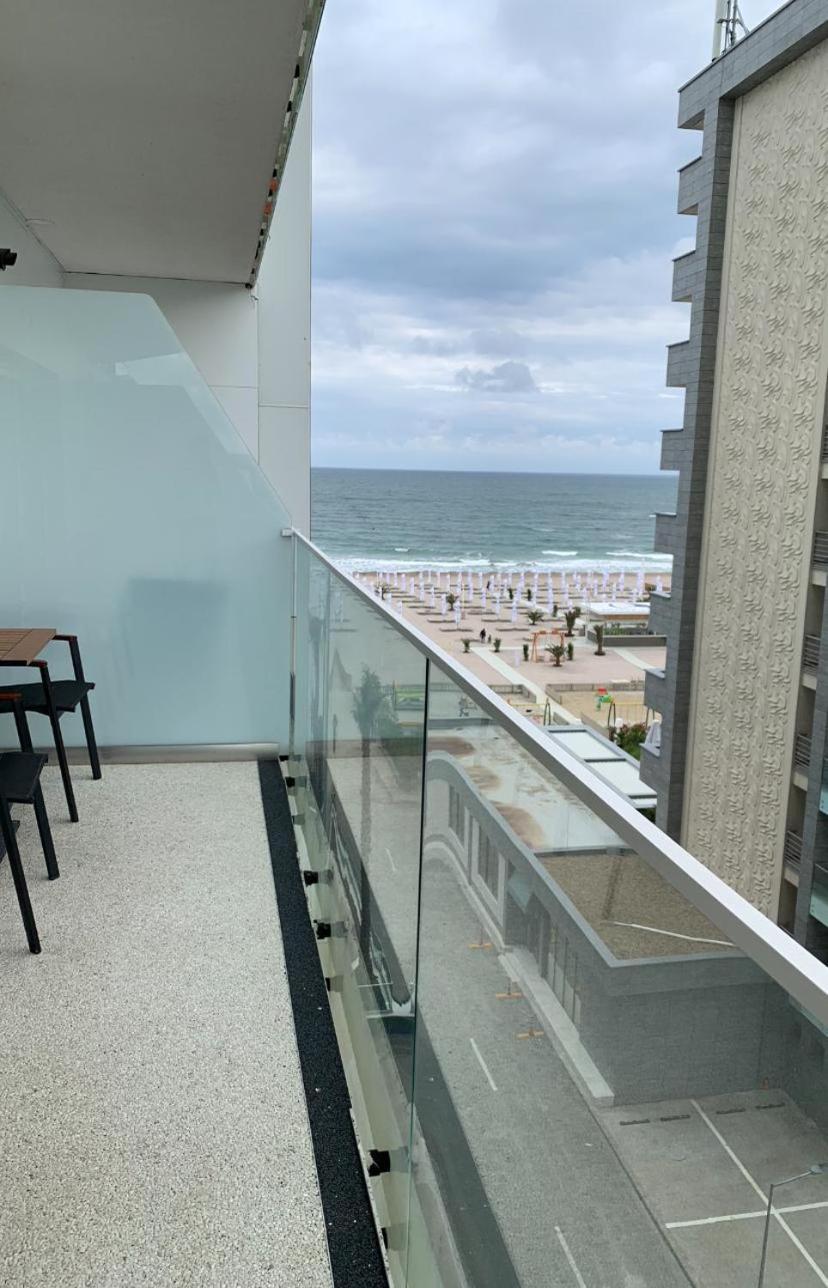White Tower Prestige Mamaia