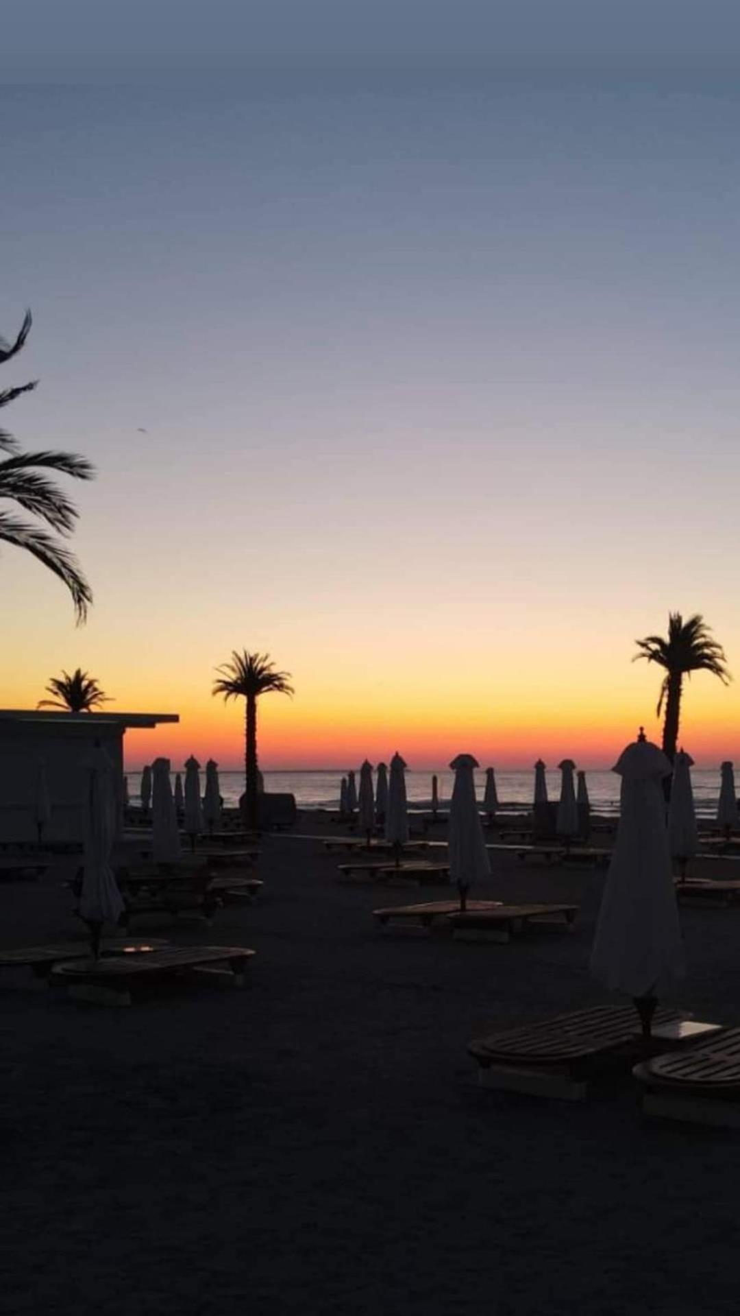 White Tower Prestige Mamaia